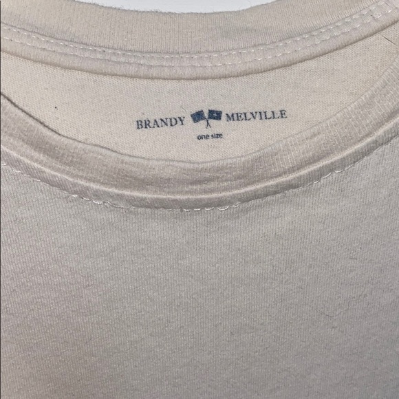 Yosemite campground Brandy Melville T-shirt 🤍 - Picture 4 of 5